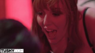 7127 Hot Mom Lauren Handles her Daughter's Naughty Prof Tushy...