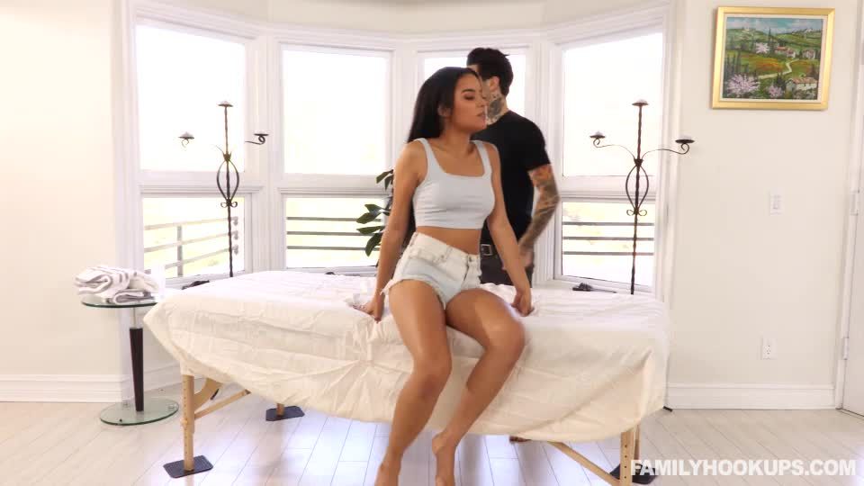 Stepsisters Rubdown massage Maya Bijou