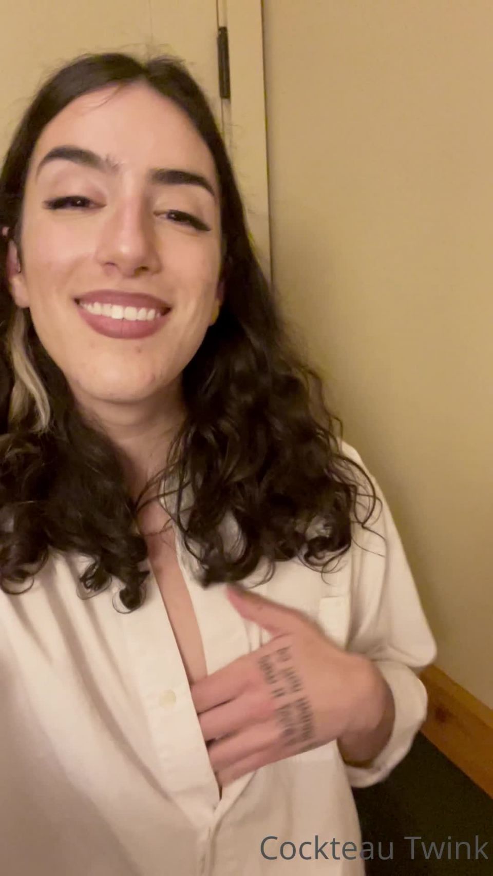 Olive Wren - cockteautwink () Cockteautwink - do you like sex in public bathrooms i know i do especially when i get tipsy which m 13-07-2021