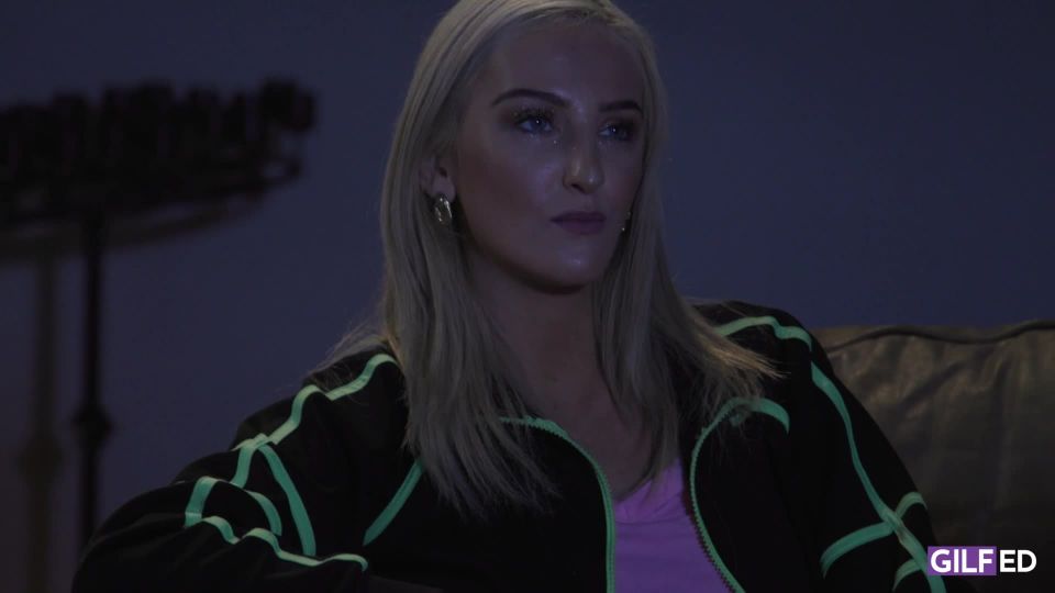 Sally Dangelo Sleepy Time Gilf [04.26.22] [1080p]