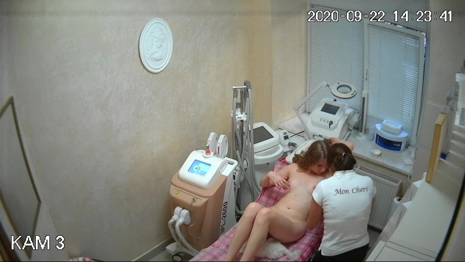 Voyeur Ukrainian Cosmetic Salon 24 - (Webcam)