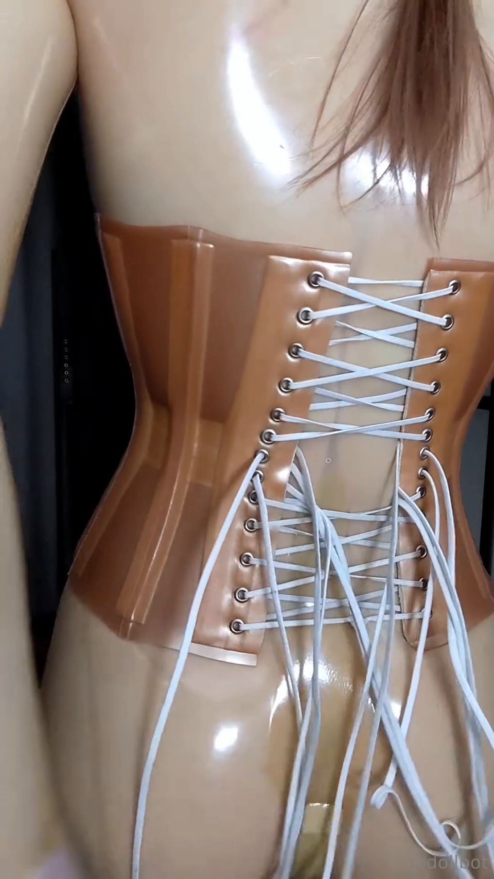 mdollbot 2025-01-25 Volviendo a la forma humana un vid desvestimiento para ya 8jyl9z