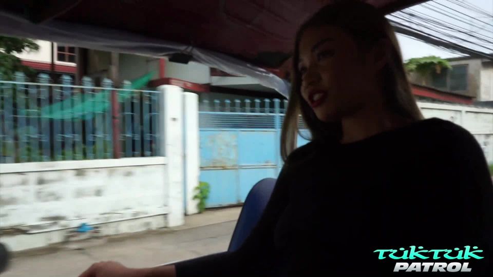 TukTukPatrol Linda Sexy Asian Gets Fucked And Creamed On Asian