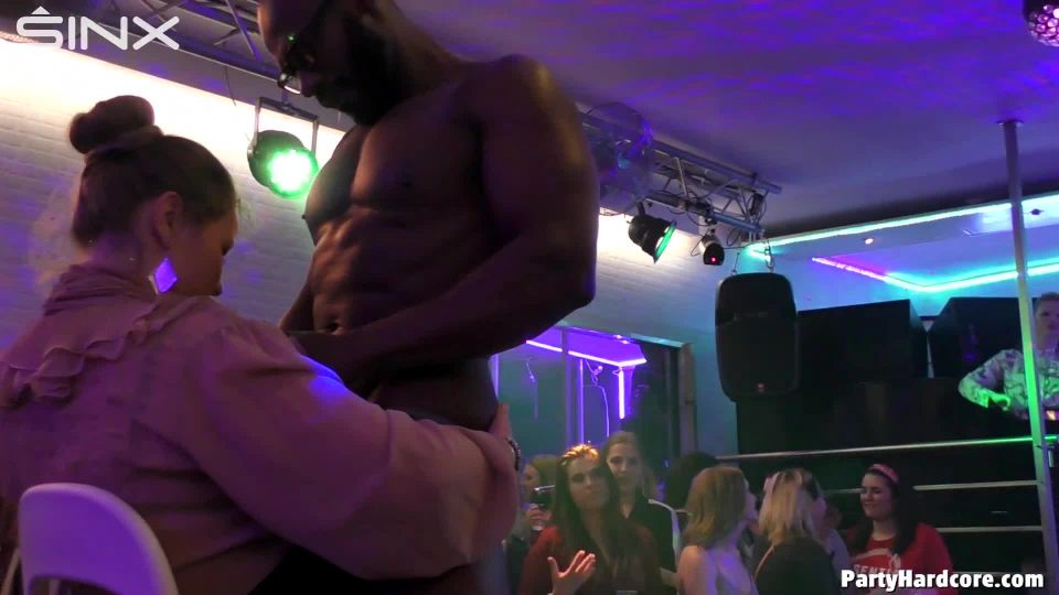 free online video 32 hardcore  hardcore porn  hardcore sex tape