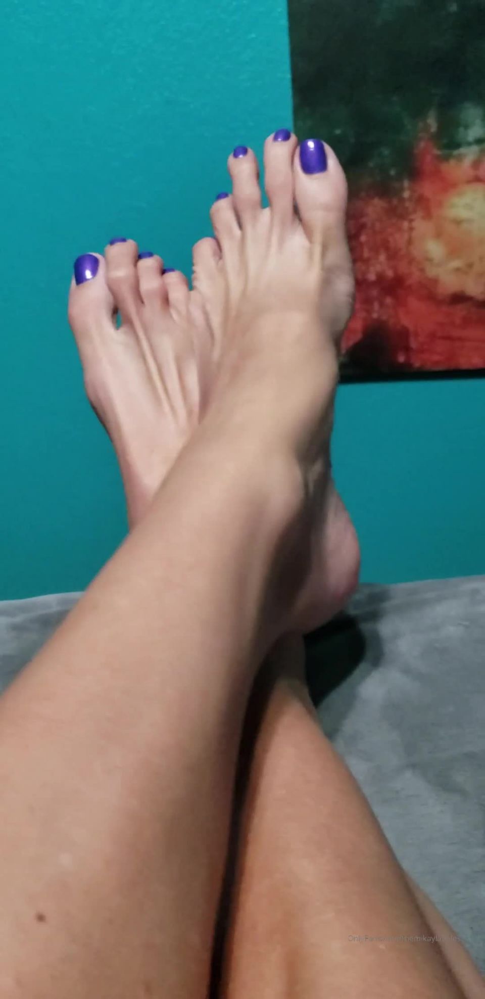 Mikayla Miles - Oh those soft wrinkly soles higharches bigfeet.