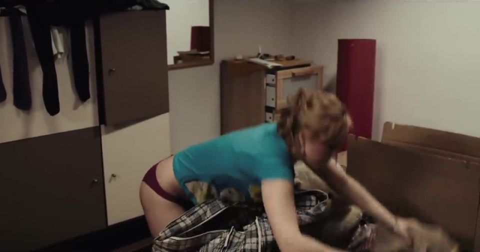 Olimpia Melinte - Bucuresti NonStop (2015) HD 720p - (Celebridad porno)