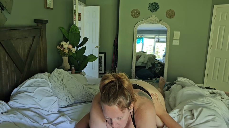 Video I kept Riding him after he Cums to make him Creampie my Pussy...