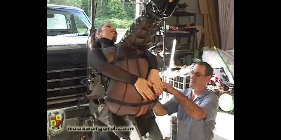 HouseOfGord Remastered_hogJE27_INSTALL_lg-r