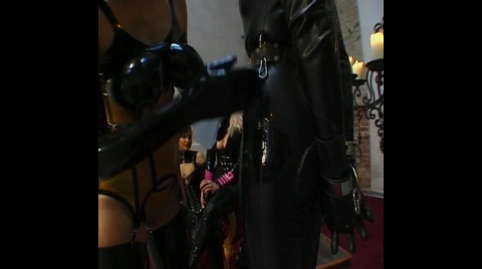 Latextrem - Die Gummipuppe (2007) Video Sexo Descargar Porno