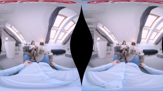 Sex Therapist Billie Star In VR Porn