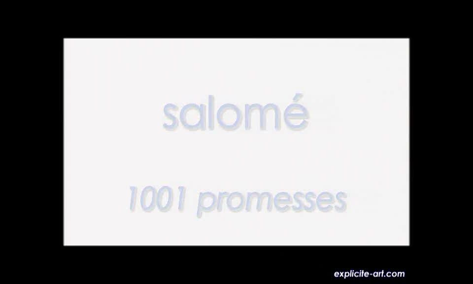 Bursty arabic babe Salomé very first strip-tease video solo Salome