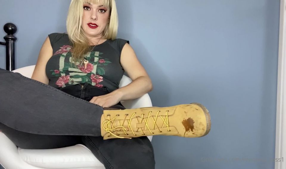 Onlyfans - Mistress Tess - mistress tess1 - mistresstessBe a boot licker for Goddess I love My footwear so your cleaning skills need to be - 21-06-2020