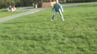 Blowjob and fuck in public park