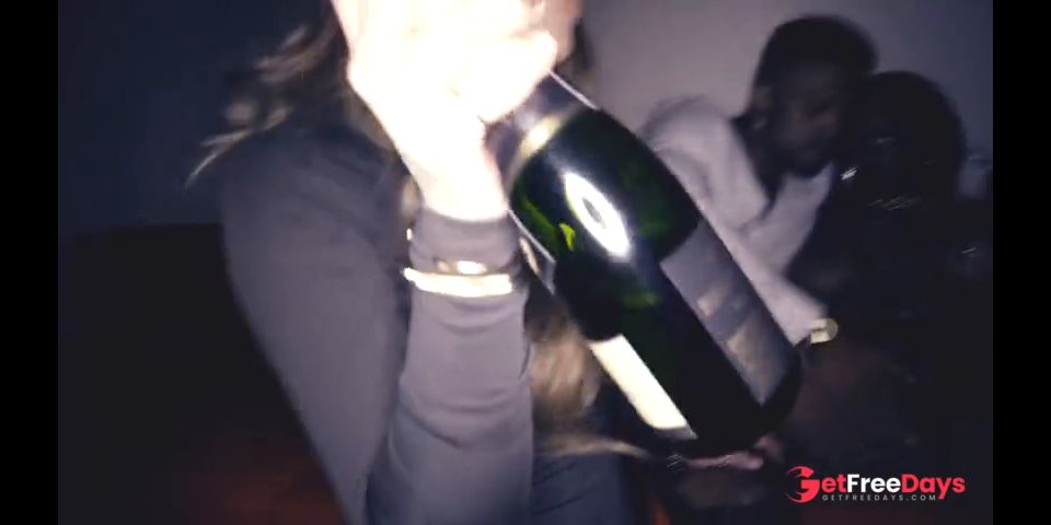 Nye Menage a Troy