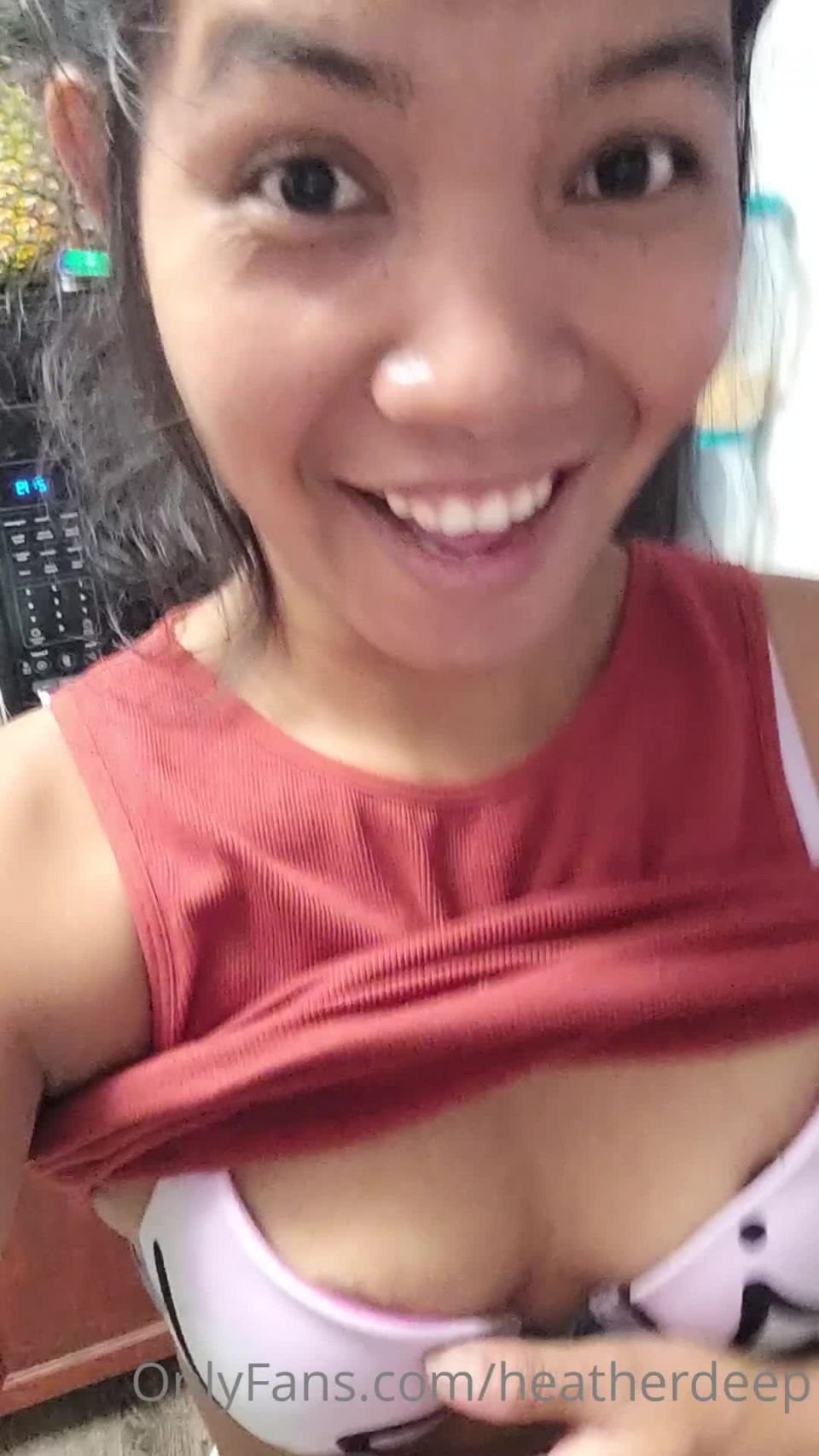 Onlyfans - heatherdeep - Dady you want me to cooking your breakfast  morning tits milk hornygirl thaigirl - 23-10-2021