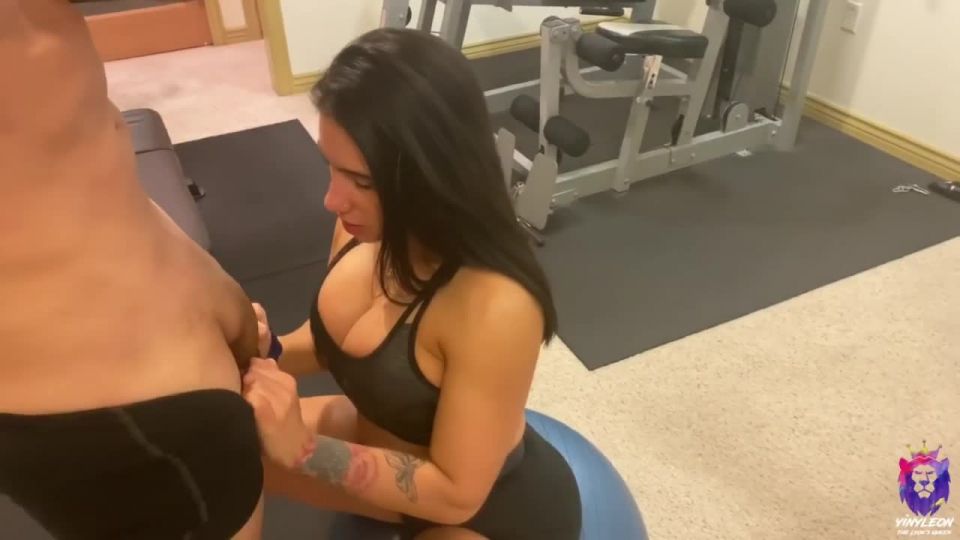 Pornhub.com - yinyleon - Fit Latina Ended up getting a Rough Anal Fuck in the Gym  on pov big ass enjoy