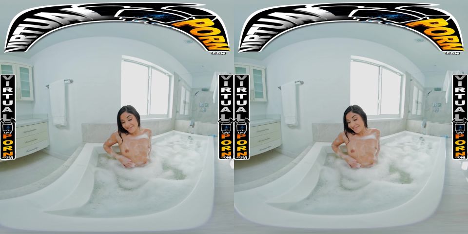 Xxlayna Marie - Birthday Surprise - VirtualPorn (UltraHD 4K 2021)