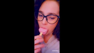 M@nyV1ds - CaityFoxx - Teasing with a Popsicle and Lingerie