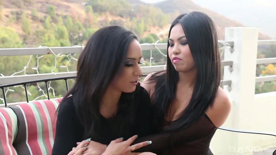 Tia Cyrus Gets Tongue Used Hard By Demanding Mistress Cindy Starfall Asian!