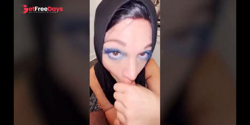 Horny Son Pounds His Slutty Arab Stepmom while His Dad is at Work