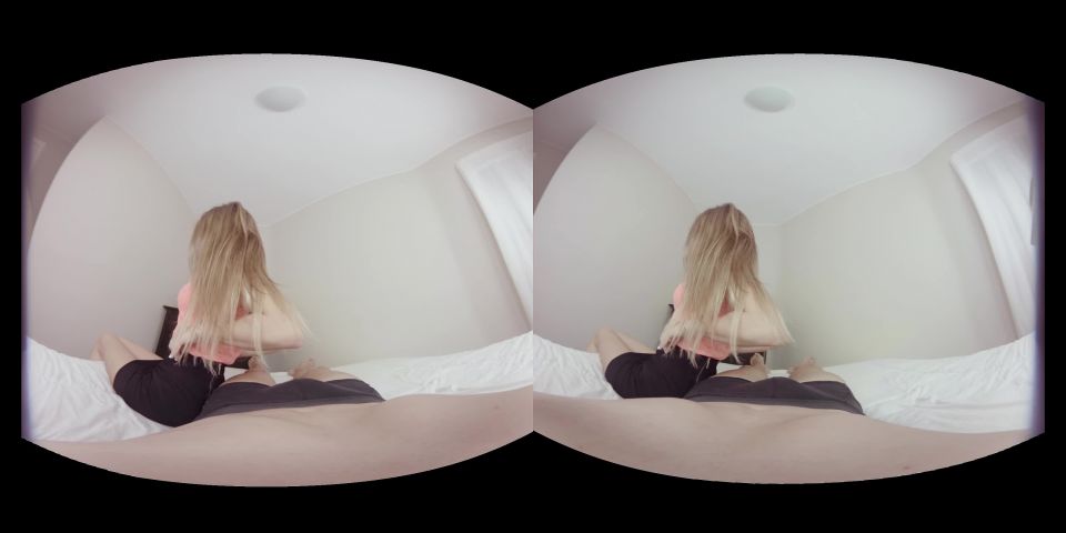 adult clip 40 3d porn  brunette  mature blonde tits