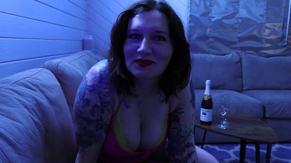 xxx video 27 calf fetish toys | Bettie Bondage – Cougar Stripper Loves Your Huge Cock | huge dildo