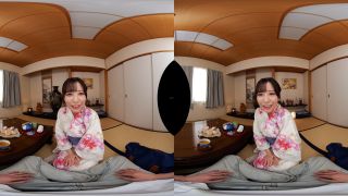 URVRSP-346 【VR】【8K VR】お客様に囁き密着と極上の施しで癒しの宿泊を提供する美人女将 小那海あや