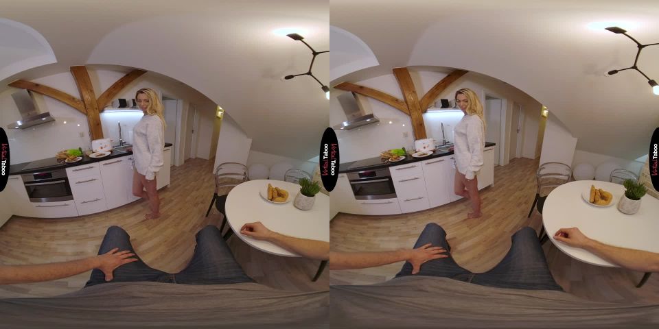 Cream For Mother&#039;s Muffin Smartphone - (Virtual Reality)