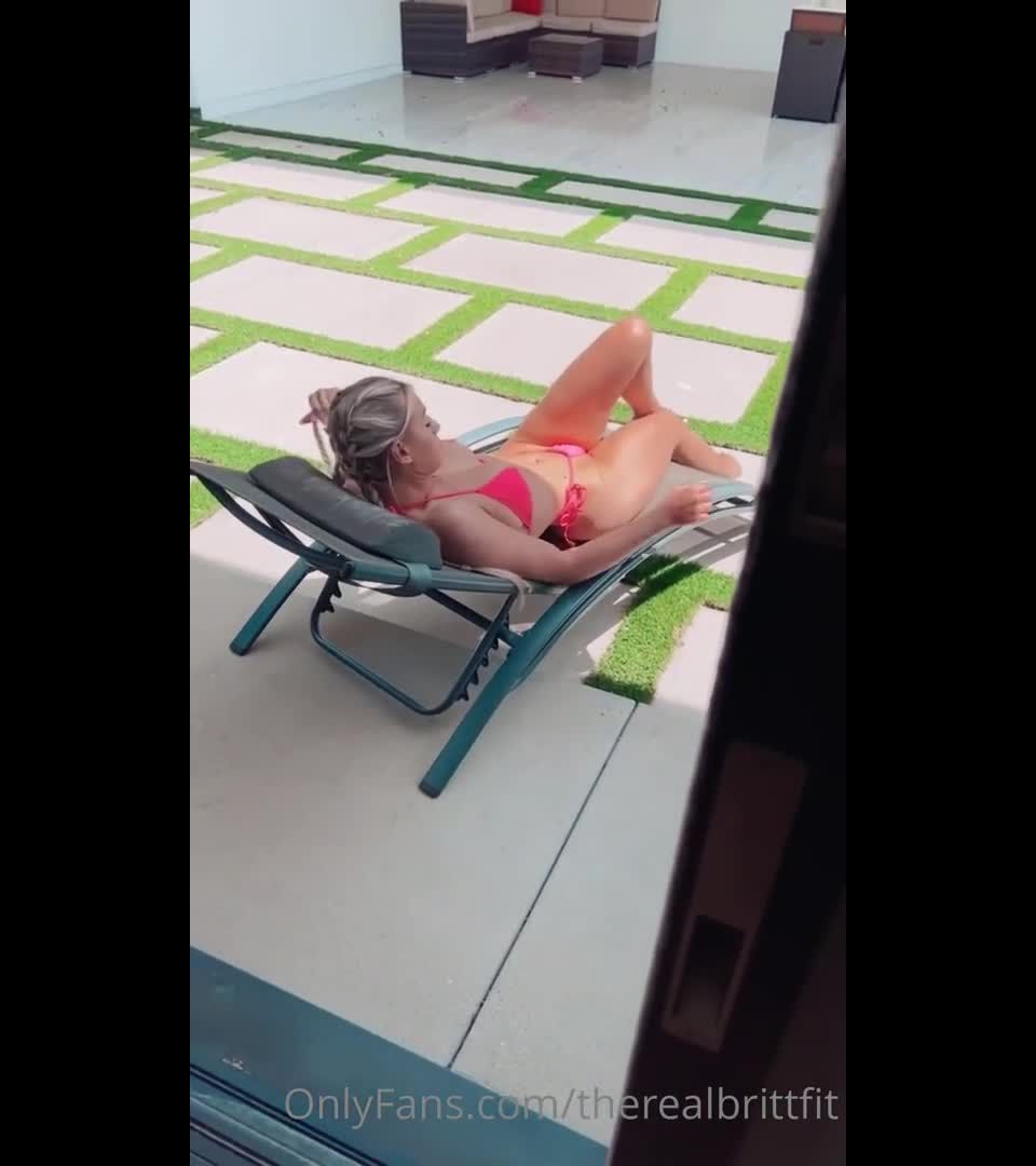 Therealbrittfit Fucks Pool Cleaner Video Leaked