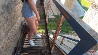 Hot Ass Teen Fucked Under Railway Bridge