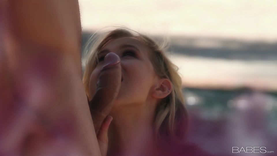 Alanna Anderson A Summer s Day Delights - Hardcore