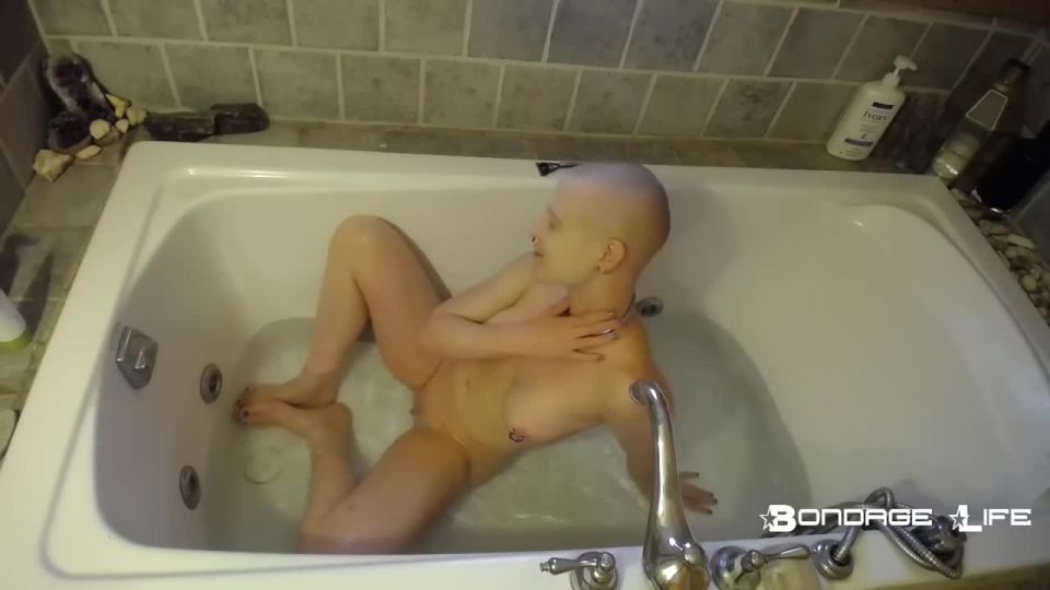 Bath Time With Greyhound (Shaving Edition) - [Fetish porn]