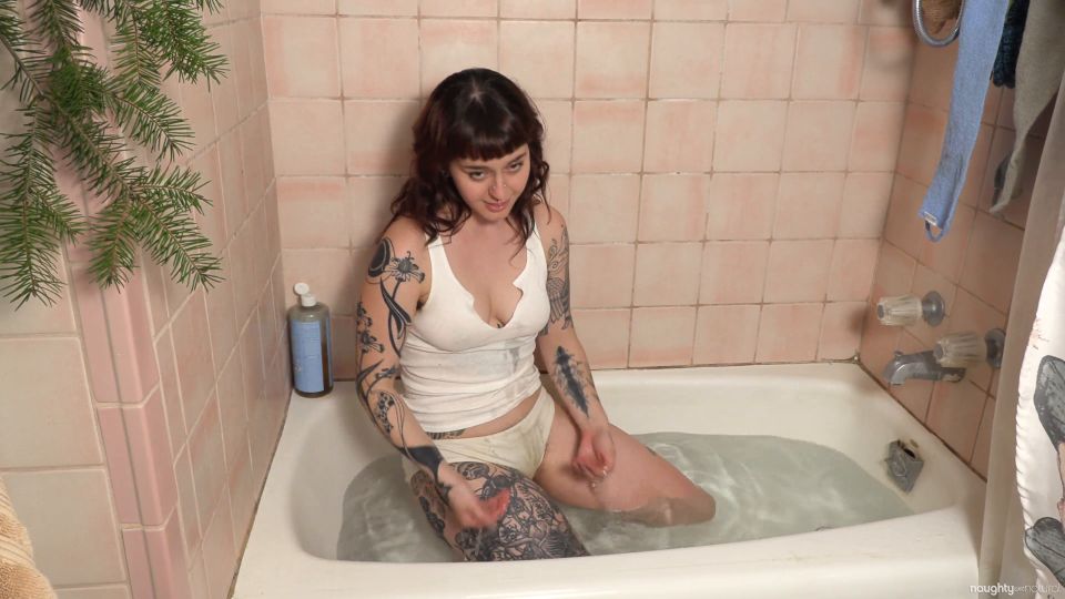 free online video 42 Ava DAmore - Luxurious Hairy Bath - UltraHD 2160p | fetish | pov smoking fetish clips