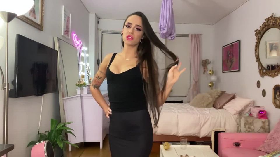 clip adulto gratis 44 fetiche de aplastamiento de Beatriz Suprimiendo su masculinidad enjaulado Sissy, instrucciones de pajar en pov