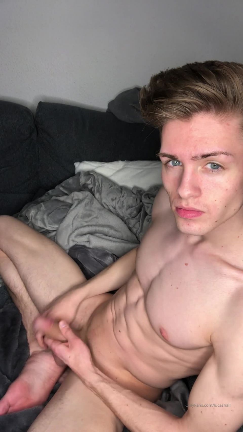 Lucas Hall () Lucashall - wanna be my helping hand to jerk that cock off 05-03-2020