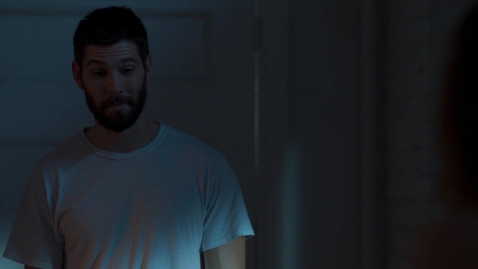 Perry Mattfeld - En la oscuridad s01e03 (2019) HD 1080p!!!