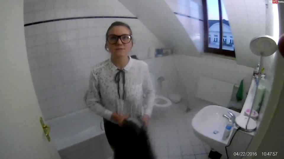 adult clip 39 Kinky-Mia - Der perverse Immobilienmakler - Wohnung gegen Sex  - fetish - fetish porn amputee fetish