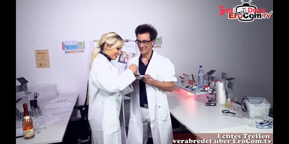 [GetFreeDays.com] Researcher Does Solo Fuck With Dildo In The Lab Porn Clip October 2022