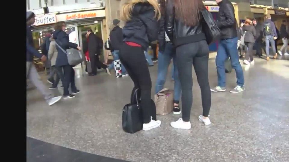 Two teen friends with perfect butts in tight jeans