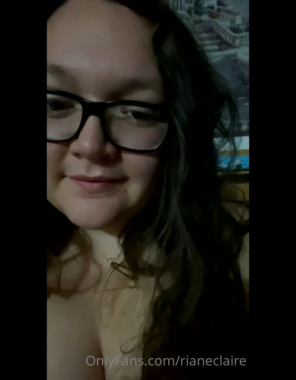 Riane Claire () Rianeclaire - im about to head out to the doctor but i took this cute little video for you 02-10-2020