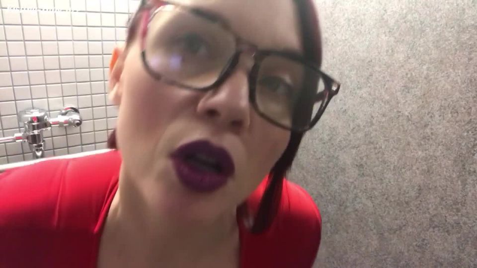 Public Fisting and Panty Stuffing – Audrey Ashes - fisting porn - fisting porn videos 