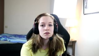 Title Amadani - Gamer Girl Tries To Play While Getting Fucked Enjoyed