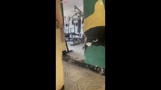 Un desconocido me grababa en el gym, lo descubr Y tome una decisin inesperada-GAMERSSEXO