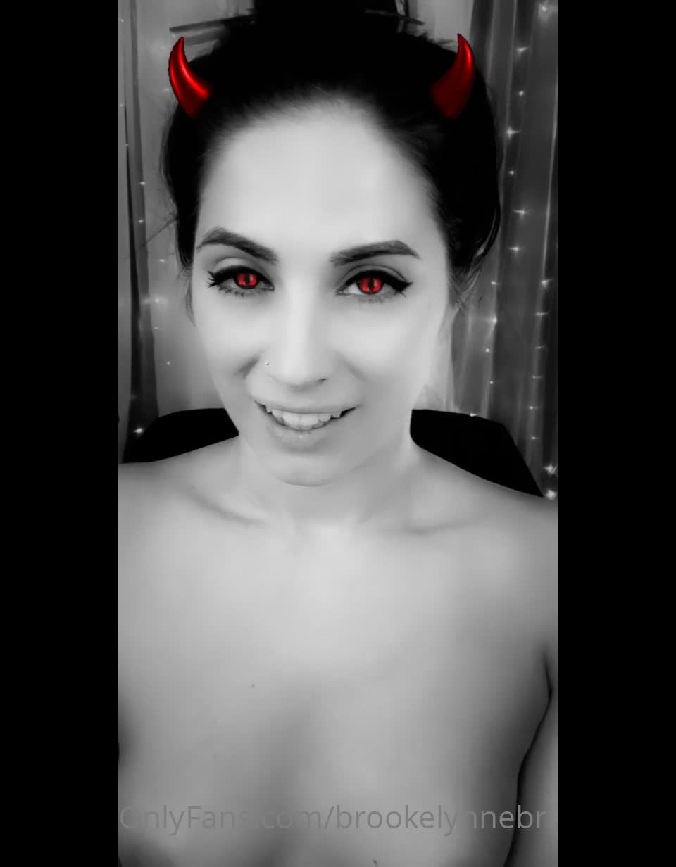 Onlyfans - BrookelynneBriar - Video Femdom Multiple Cum CEI I am hungry for cum and you are going to feed me - 13-08-2020