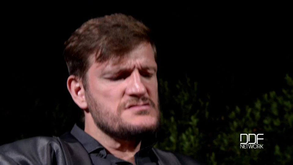 DDFNetwork - 23 de marzo de 2020 - Sophia Laure, Ian Scott Látex