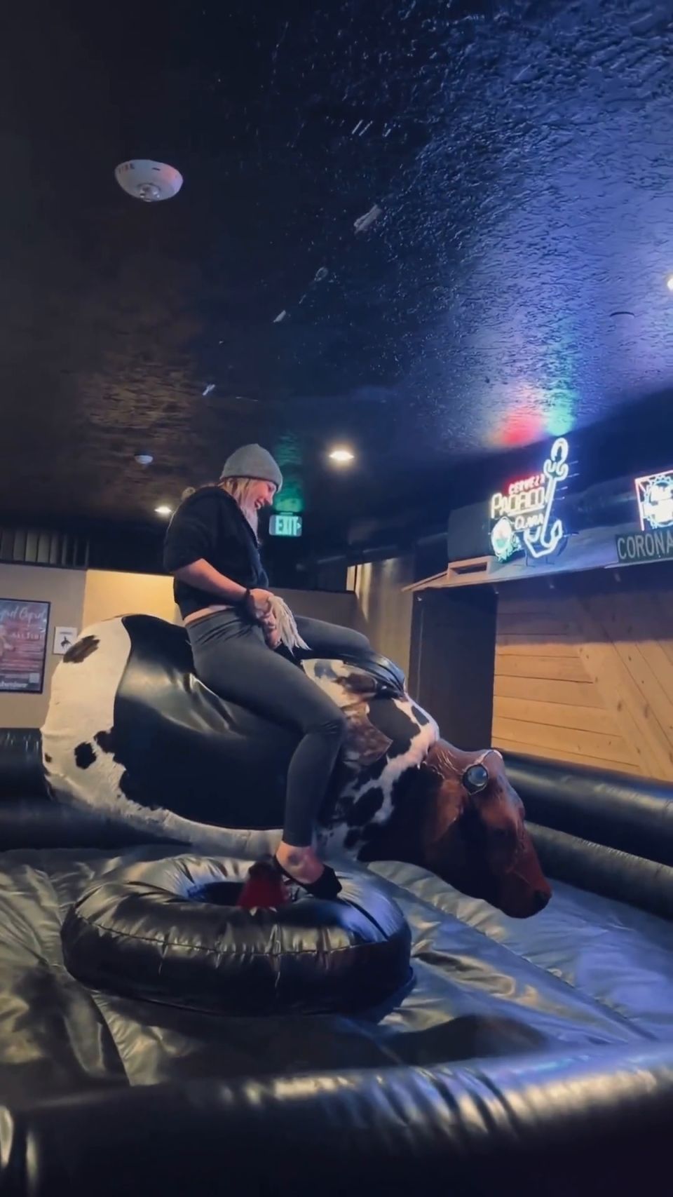 Video viaje de invierno 4 Mamadas, público y mucha diversión. Y CUM TheRy...