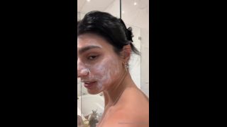 Mia Khalifa Shower Big Boobs Solo 1 Onlyfans (Big Tits porn)