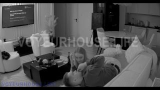 Reallifecam - Elli Belt Slapping And Quickie Standing On The Sofa 14.04.2024 720P - Amateur