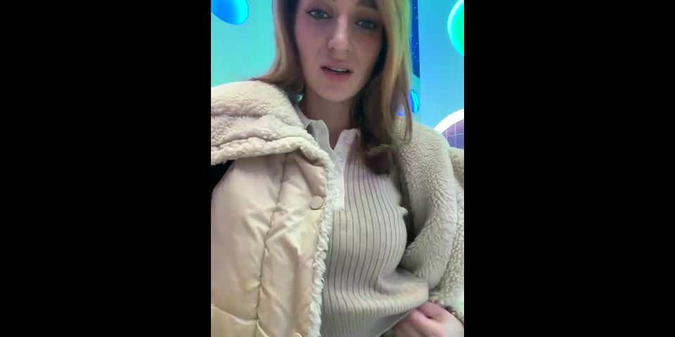 Vanna Bardot - LoveHerFeet - Besties With Fresh Pedis - Jasmin Luv  Hardcore Vanna Bardot, Jasmin Jordan