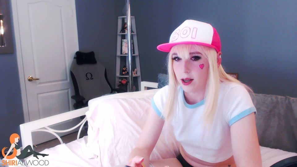 06-01-19 Plugged Self Facial Femboy Cosplay Show- Shiri Allwood 1080p